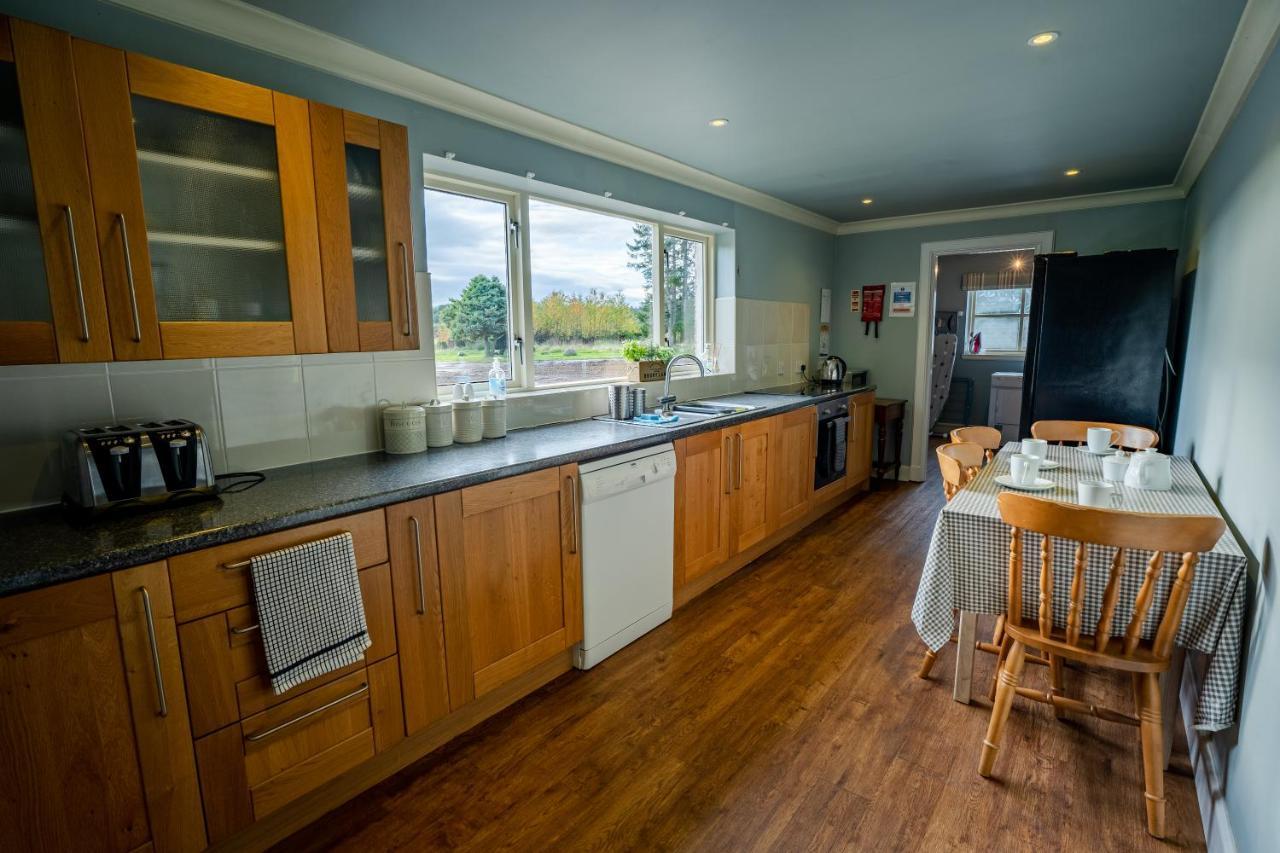 The Farmhouse, 6 Bed Property, Форрес Екстер'єр фото